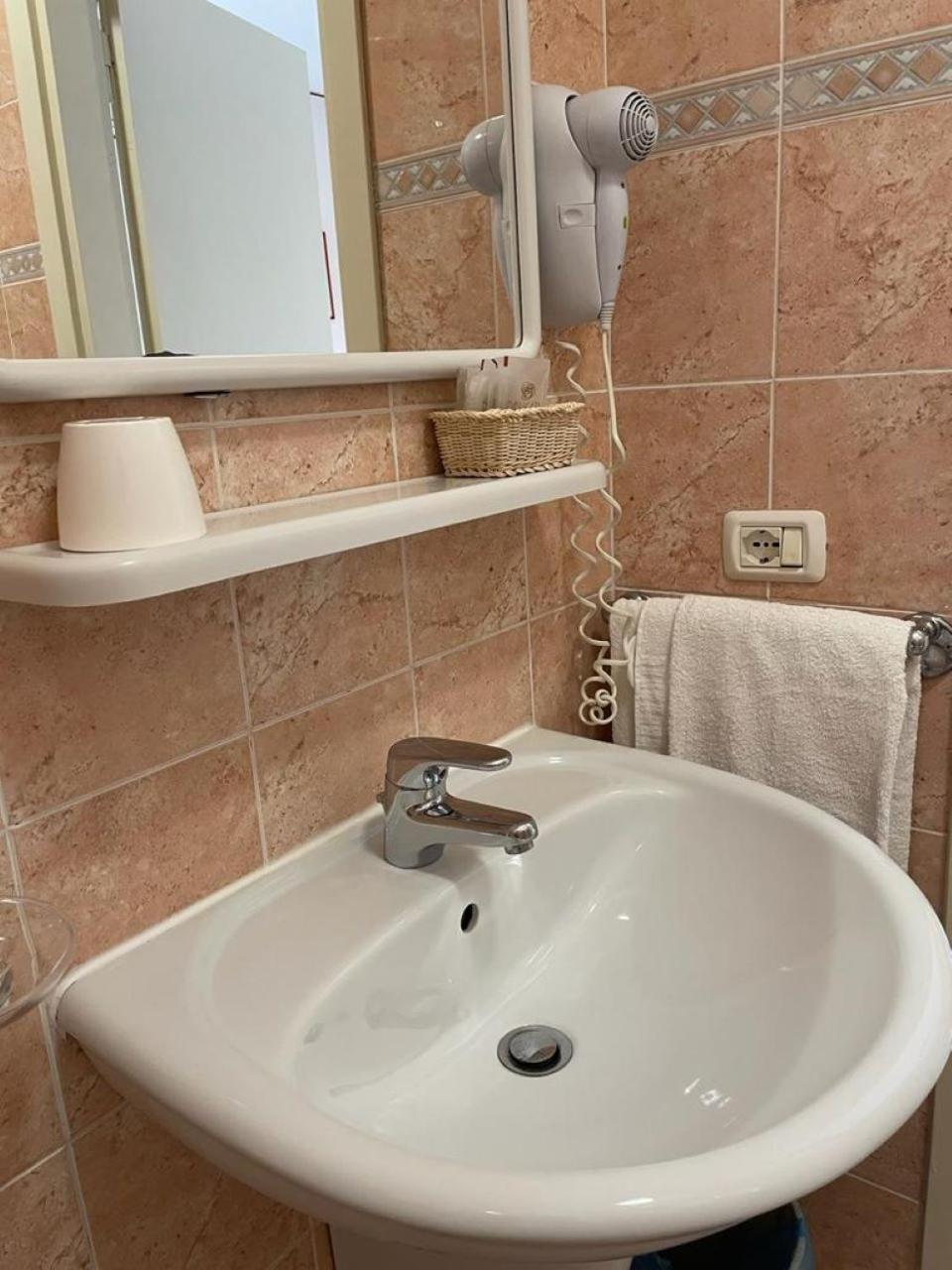 Hotel Stiefel リニャーノ・サッビアドーロ 部屋 写真
